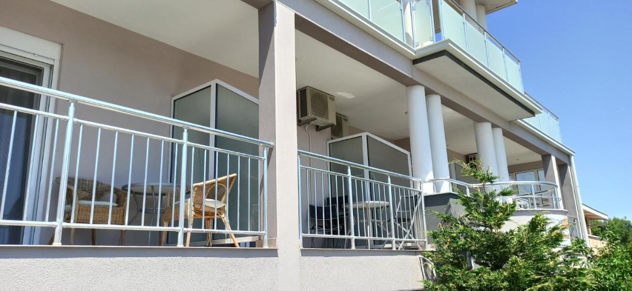 Apartment'S Meti Ulcinj Ngoại thất bức ảnh
